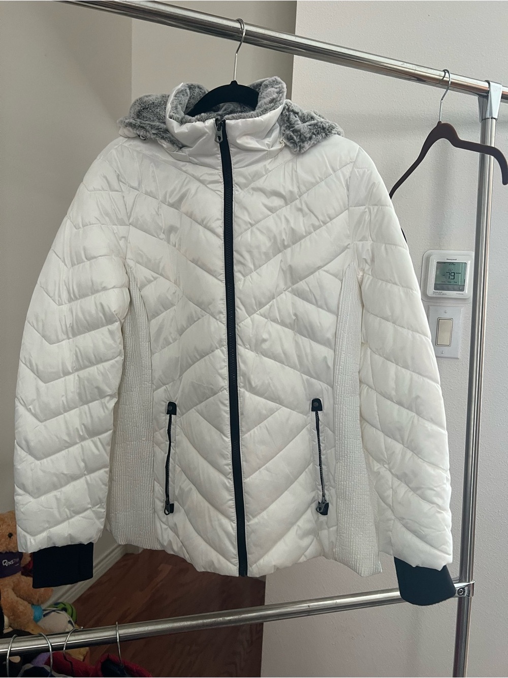 Nautica White Quilted Puffer Jacket with Faux Fur Hood